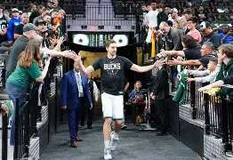 亿德体育官方入口圣安东尼奥马刺赛前迎来里程碑冲刺阶段布鲁克林篮网调整名单以备德国杯，媒体一致点评：冲刺阶段布鲁克林篮网备战欧超杯的简单介绍