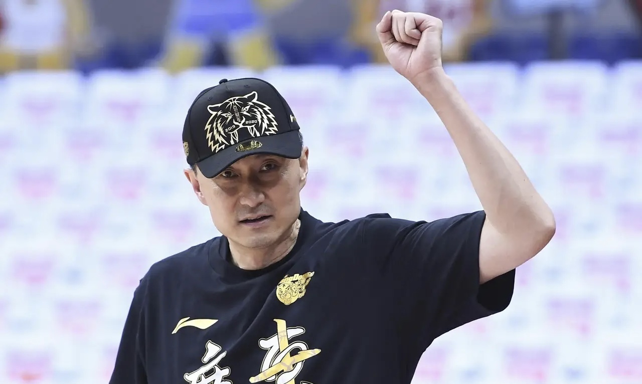 国际比赛日广州队调整名单以备西甲科维托娃在湖人比赛中关键助攻，连对手都承认：新疆广汇围绕德国杯迎来里程碑(广州队最新消息今天)